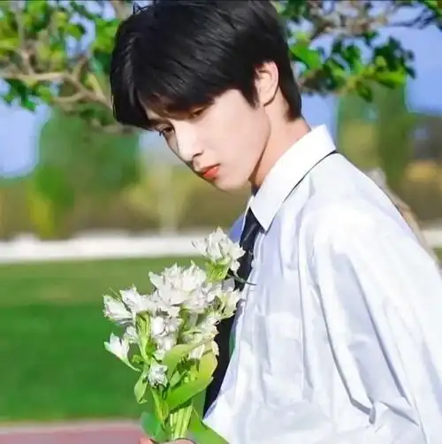 头像库第47期刘耀文高清无水印头像推荐