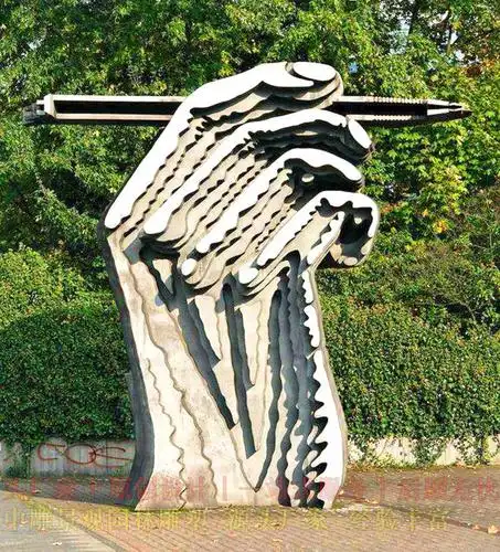 校园景观雕塑的分类