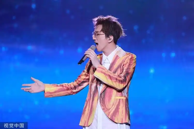 披荆斩棘的哥哥陈小春跟林志炫代表着完全不同的两种人生哲学