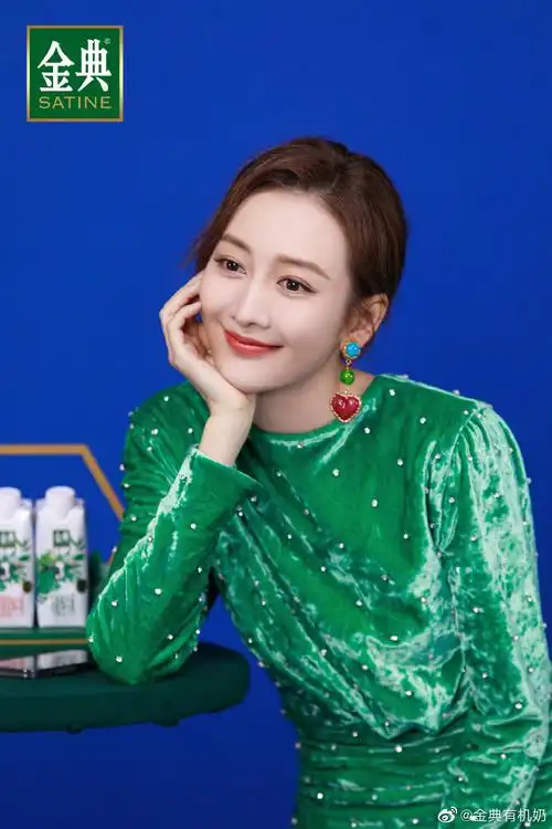 今天金典爸爸直播难以相信这是王鸥连续两天没怎么睡觉的状态00