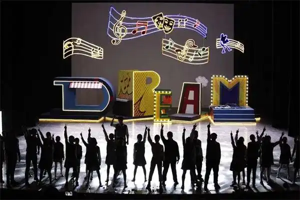 原创音乐剧《加油!女孩》公益上演,"舞台共享计划"再推新篇