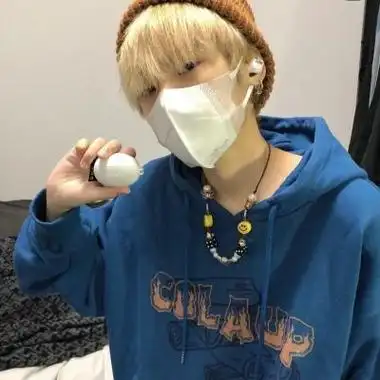 个性韩系潮流干净男头 简单好看的高质感微信男头高清_男生头像_美头