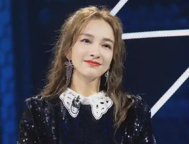 直到现在,都有人对吴昕和李易峰两个人念念不忘.