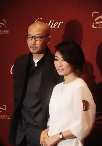 导演管虎抛弃同居7年的马伊琍转身和她闺蜜结婚原因出人意料