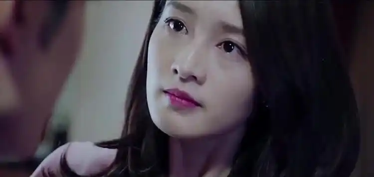 卧底归来 :李沁田糖果质问男主,这段两人的眼神戏炸裂!