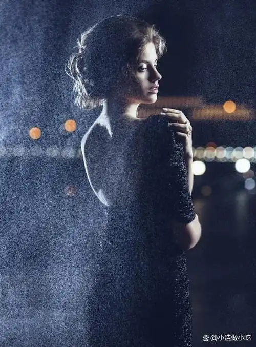 周寻向我求婚时摆了满操场的鲜花可后来却是他辜负了我