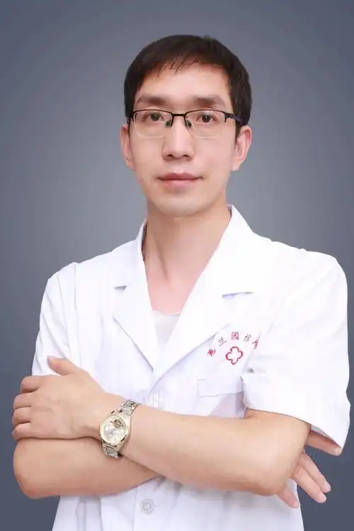 不忘初心,方得始终——鼻科医生赵天胜简介