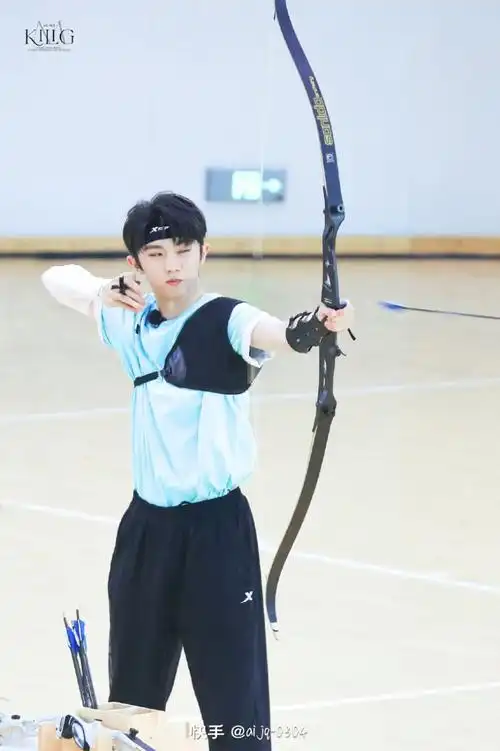 有腹肌照哦#马嘉祺