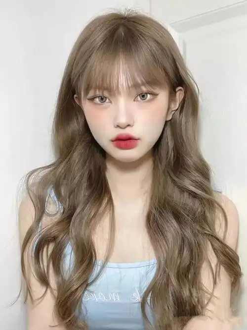 今年的流行发色(今年的流行发色亚麻色)-天晟网