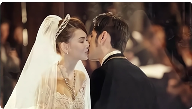 周杰伦大昆凌14岁,侯佩岑结婚他作歌"算什么男人",更爱谁?