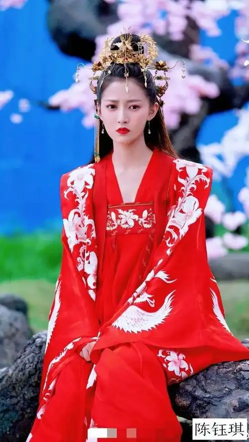 女明星古装剧中穿嫁衣,谁是最美新娘?|收藏_网易订阅