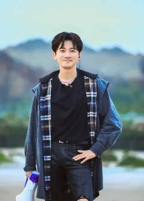 原创46岁苏有朋重回歌坛颜值发生巨大改变到底经历了什么