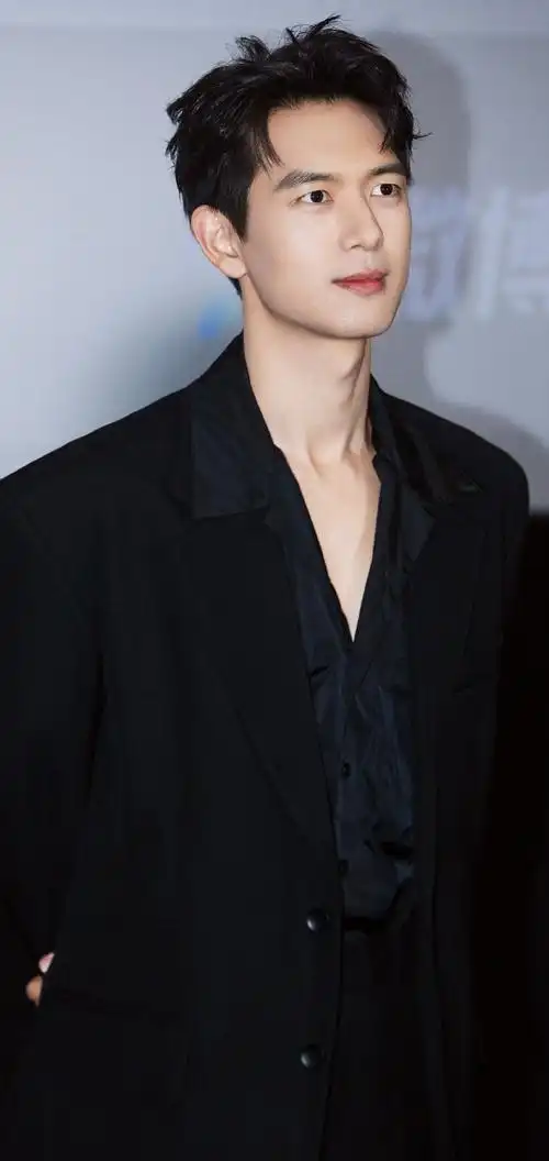 李现超话lx#李现#李现壁纸×3@李现ing