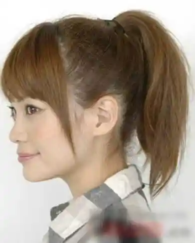 高马尾怎么扎好看?吸睛马尾发型图片