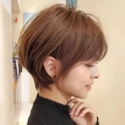 从戚薇的波波头发型看今年流行的气质短发选对发型更有女神范