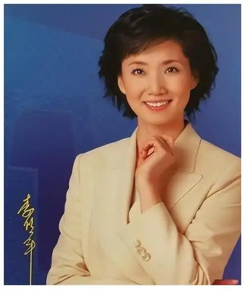 女播音员主持新闻联播已卸任不被铭记某女主持去世美国