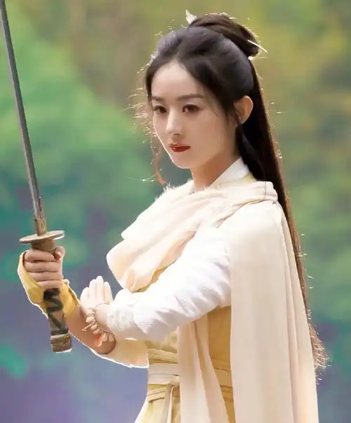 赵丽颖侠女仗剑走天涯