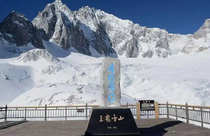 8844米的珠峰早被征服为何5596米的玉龙雪山却至今无一人登顶