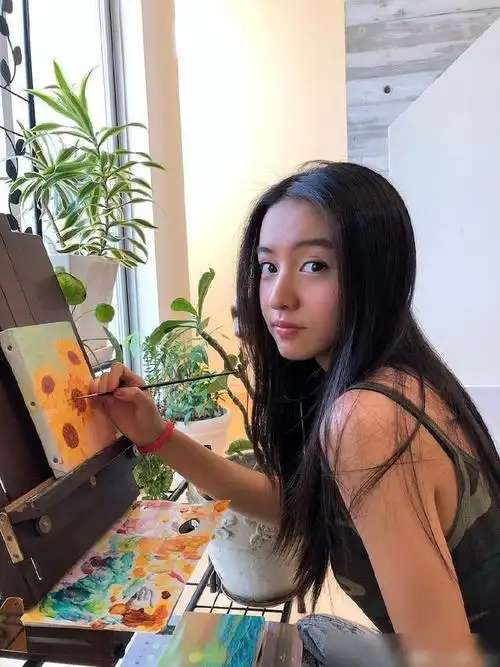 木村拓哉女儿木村光希五五身材引热议身高1米7身腿一样长