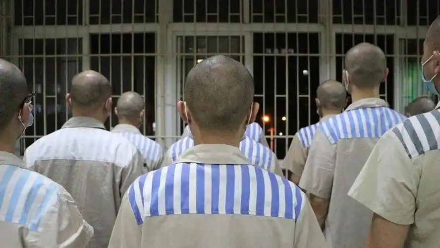 入监后的第一个夜晚