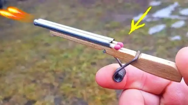 牛人制作的迷你双管霰弹枪,别看短小精悍,威力不容小觑!