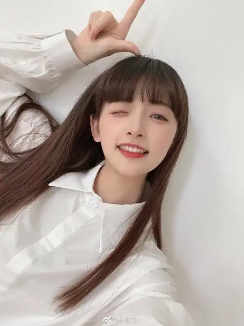 阳光伊人宝儿林津伊