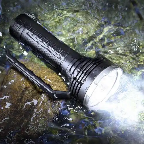 新品fenixlr35r强光手电筒10000流明高性能type-c