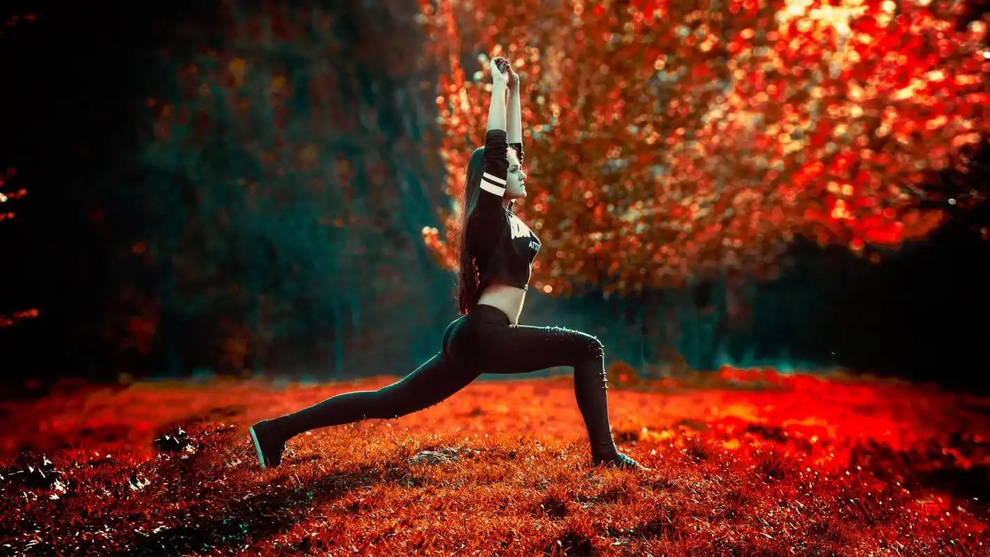 美女健身运动图片桌面壁纸下载高清大图预览1600x900_体育壁纸下载_美