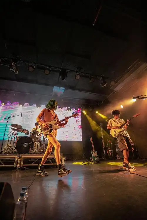 霓虹花园live show