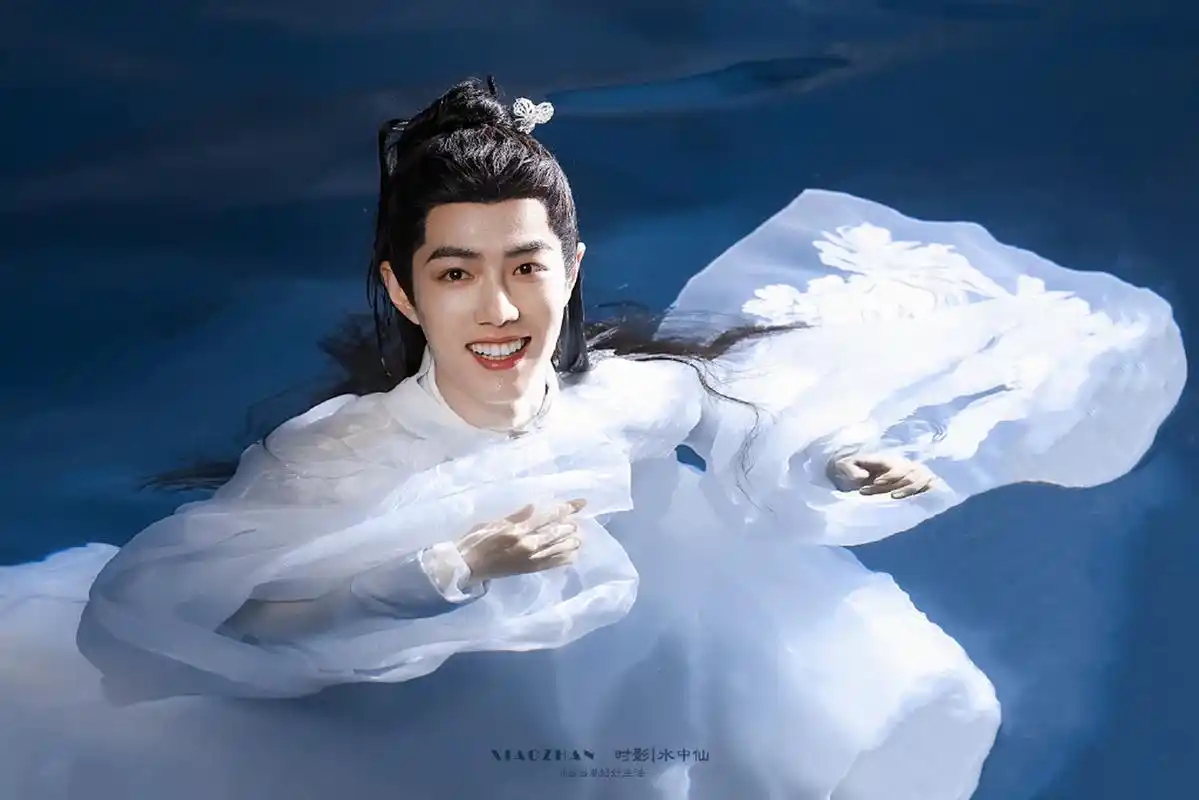 肖战为《玉骨遥》宣传端水大师引热议  近日,由肖战,任敏,张哲瀚等