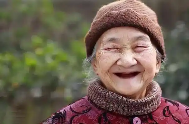 随着年龄的增长,身体的各个器官都会随着年龄的增长而衰老,血管,肝脏