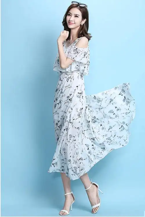 雪纺连衣裙夏季复古印花长裙清新波西米亚中长款露肩碎花沙滩裙子