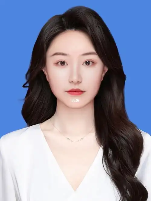 换一款大气的发型让证件照提升几个档次