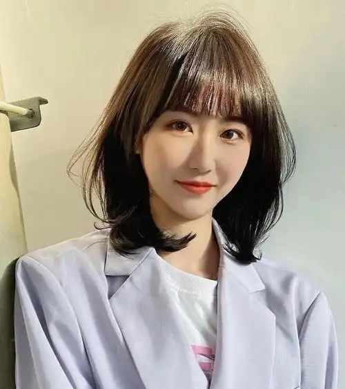 女人过了50岁试试这几款干净利落的发型时髦洋气又减龄