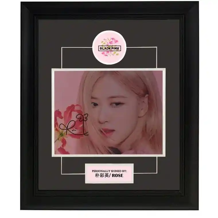 blackpink #朴彩英 #rose 亲笔签名照片 女 - 抖音