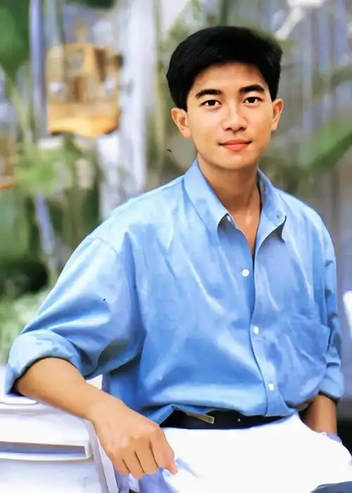 明星怀旧系列图片壁纸～陈百强