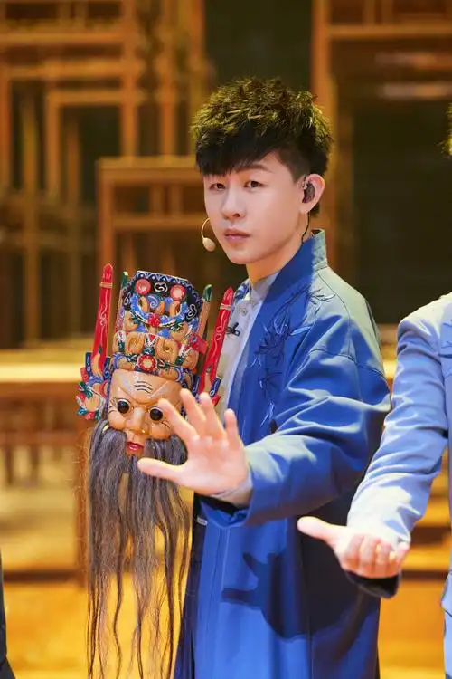 胡彦斌超话在音乐世界里创造奇迹,@胡彦斌7015#披荆斩棘#ep08四公