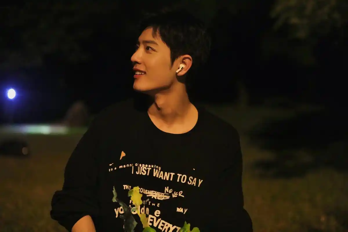 肖战 #愿你遇到的人都是温暖的 - 抖音