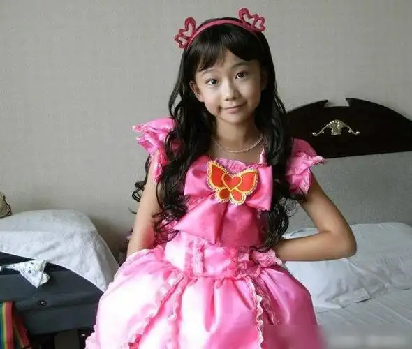 妹妹凌美雪由黄安仪扮演,凭借这部剧爆红后,她又和蒋雯丽,王志文等