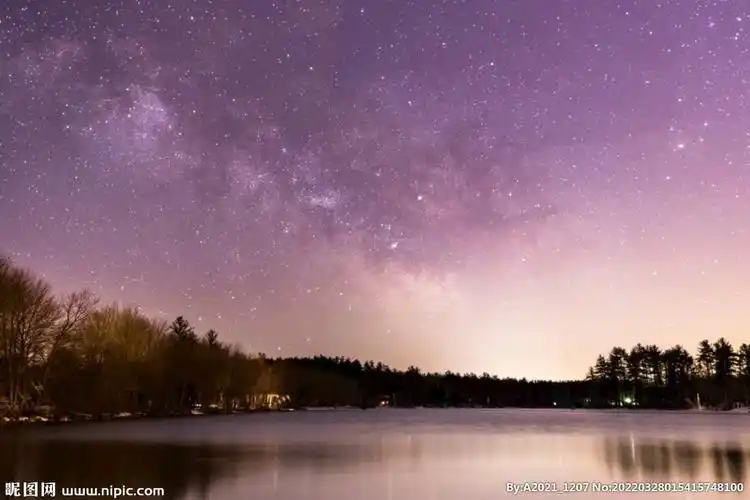 jpg颜色:rgb5共享分×关 键 词:湖边上 夜空 星空 落日 晚霞 傍晚时分
