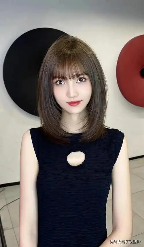 韩式发型中长发卷发(新爆款发型15款全烫卷半扎发)(11)