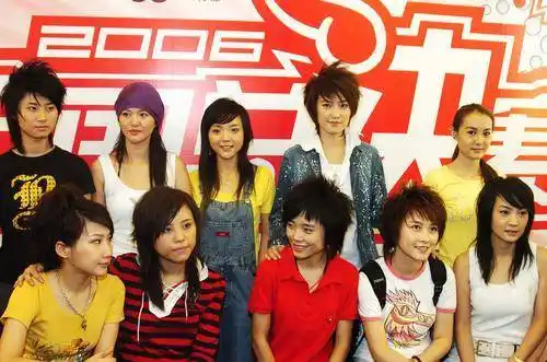 关于超女的发型设计