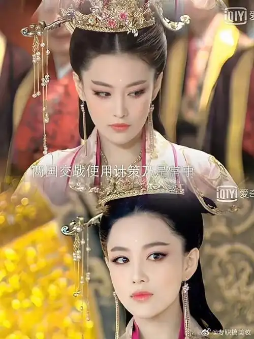 张馨予的建模脸真的是让人惊艳,她饰演的苏妲己仿佛让我们回到了那个