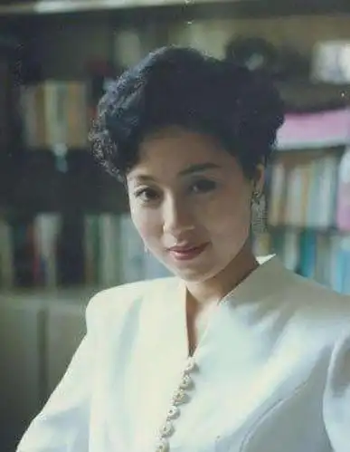 当余秋雨避风港的女人李红,一个月只用40元,惨遭抛弃后怎么样了