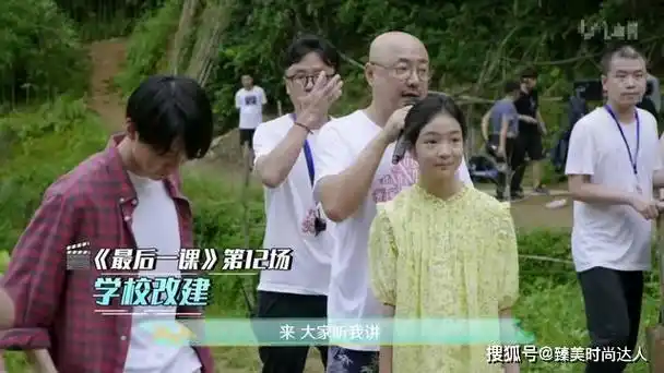 徐峥12岁女儿也出道,穿黄色碎花裙显乖巧,眉眼和爸爸太像了