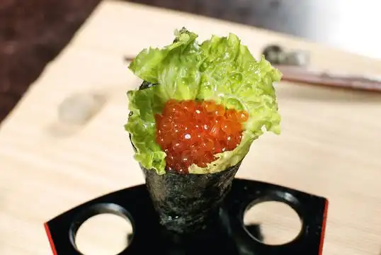 三文鱼籽手卷图片