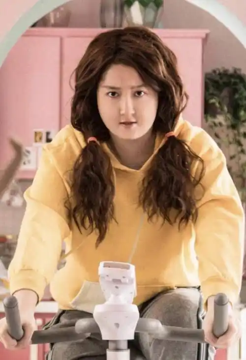 女明星胖了都长啥样?颖儿像村妇,范冰冰像富婆,看到关晓彤我惊了!