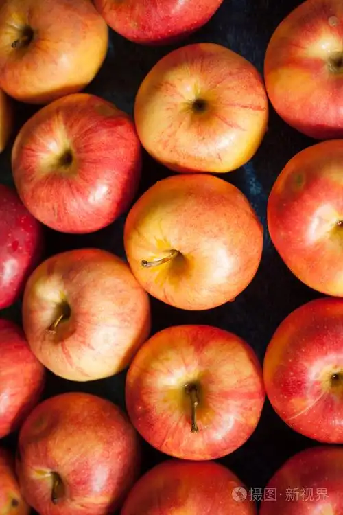 许多苹果