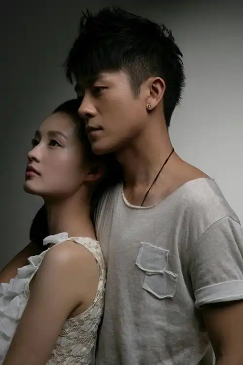 《花开半夏》曝定装照,为什么不是李沁杨洋配t_t_娱乐八卦_天涯论坛