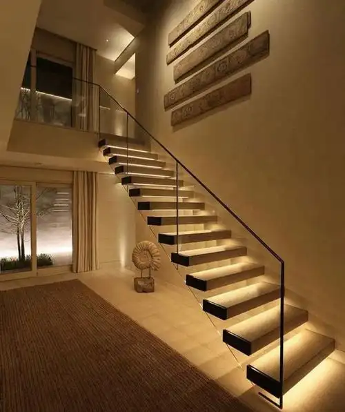 悬浮式楼梯火遍家装界,普通人家也可以装吗?复式楼梯设计感十足